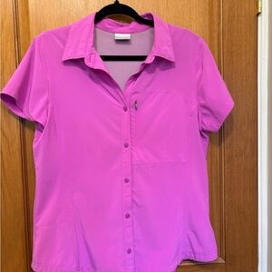 Columbia short sleeve shirt
